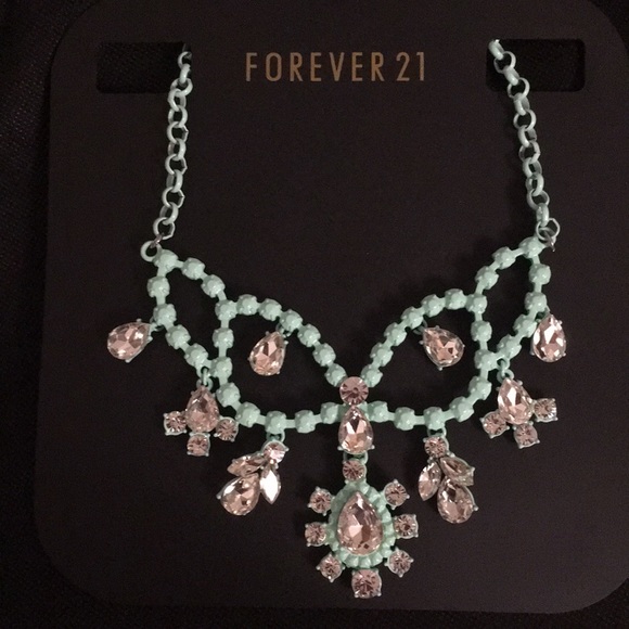 2/$9 - Forever 21 Necklace - Picture 1 of 5